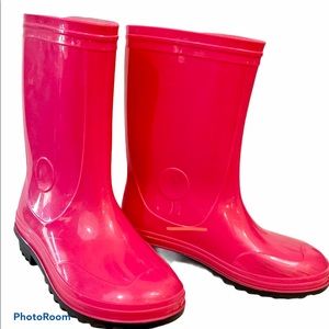 Girls pink rain boots